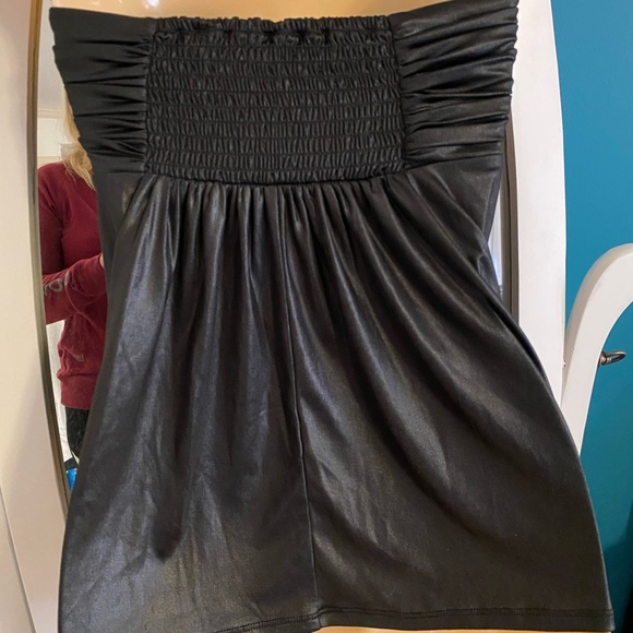 BCBG Strapless leather like top - Picture 4 of 4